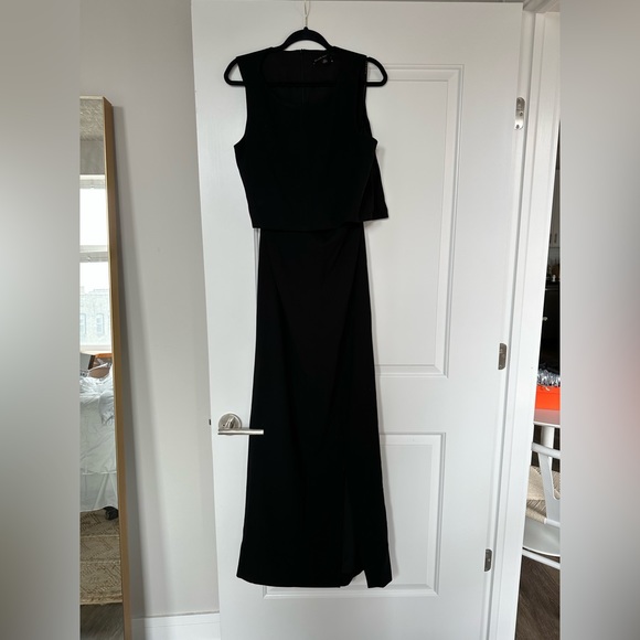 Black two piece dress, black Halo Kacie Two Piece Maxi - Picture 5 of 5